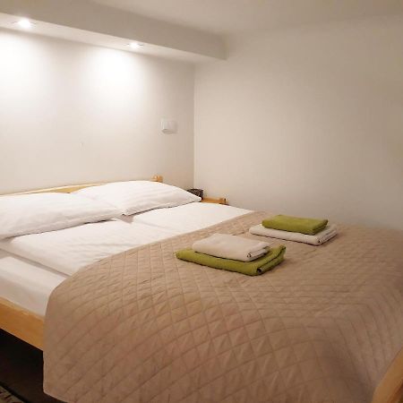 Apartamenty Winnicy Kresy II 克拉科夫 外观 照片